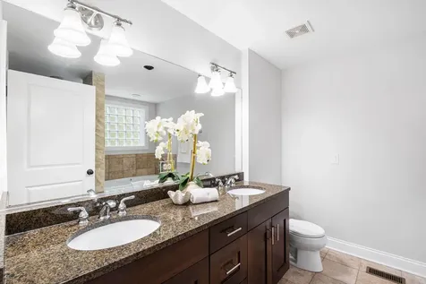 1502 North Sedgwick Street Chicago IL 60610