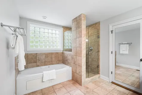 1502 North Sedgwick Street Chicago IL 60610