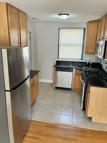 7320 North Winchester Avenue Chicago IL 60626