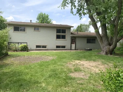 119 Ridge Lane Geneva IL 60134