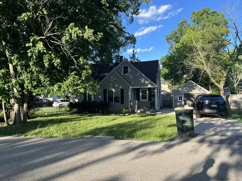519 Arbor Drive Round Lake Park IL 60073
