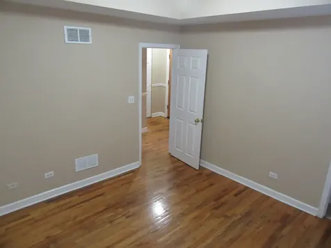 2251 West Rosemont Avenue Chicago IL 60659