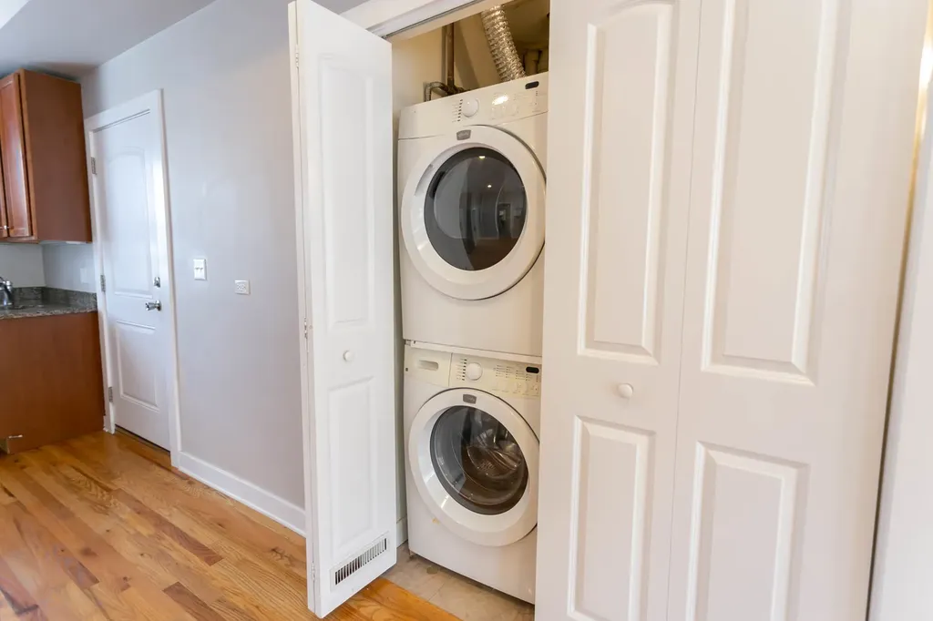 1430 North Maplewood Avenue Chicago IL 60622