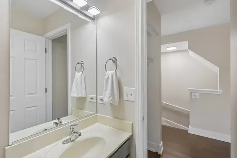 856 West Saint Johns Place Palatine IL 60067