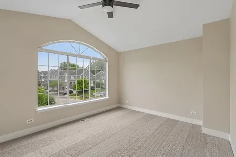 856 West Saint Johns Place Palatine IL 60067