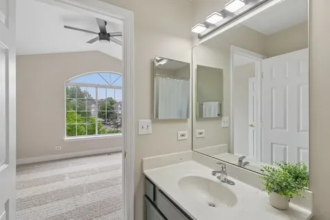 856 West Saint Johns Place Palatine IL 60067
