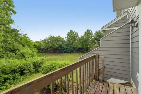 856 West Saint Johns Place Palatine IL 60067