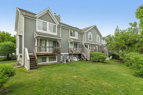 856 West Saint Johns Place Palatine IL 60067
