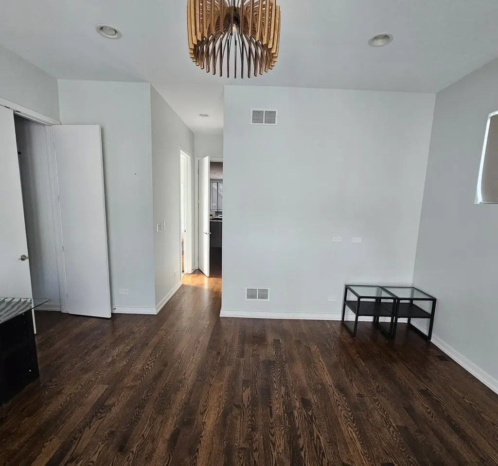 1013 North Honore Street Chicago IL 60622