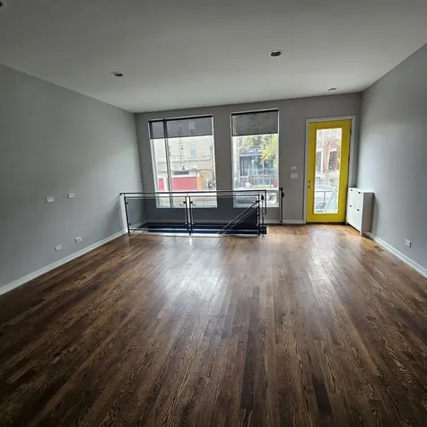 1013 North Honore Street Chicago IL 60622