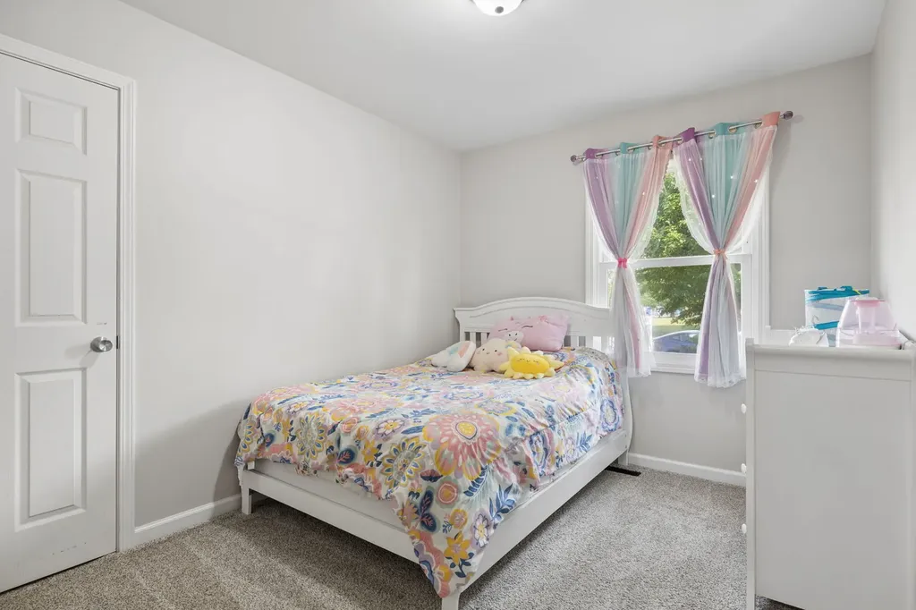 1950 Heather Drive Aurora IL 60506