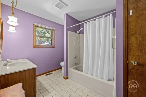 13 North Weston Avenue Elgin IL 60123