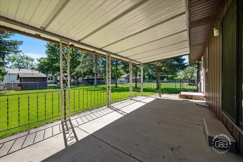 13 North Weston Avenue Elgin IL 60123