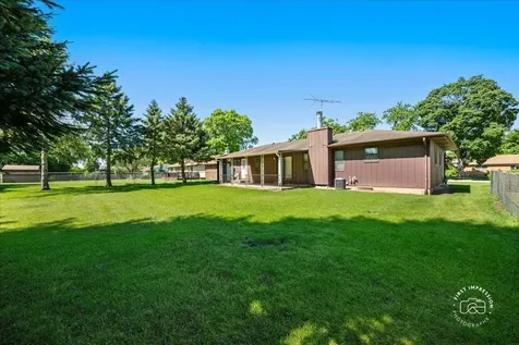 13 North Weston Avenue Elgin IL 60123
