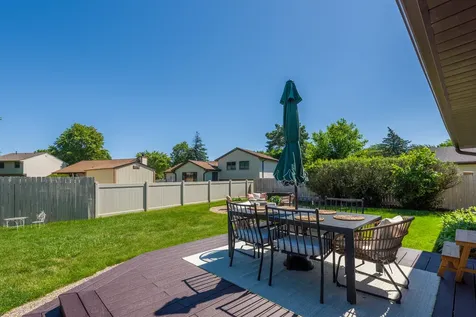 30W253 Bedford Lane Warrenville IL 60555