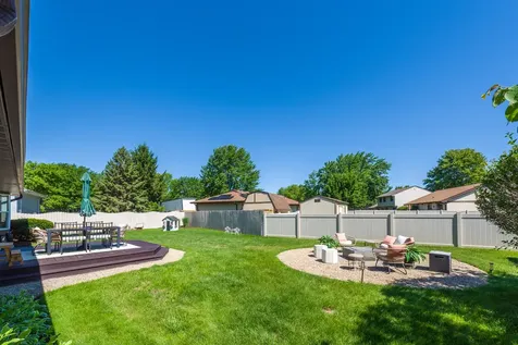 30W253 Bedford Lane Warrenville IL 60555