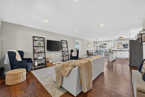 30W253 Bedford Lane Warrenville IL 60555