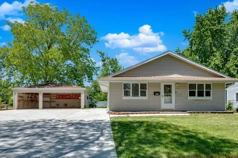 1310 Klein Drive Streamwood IL 60107