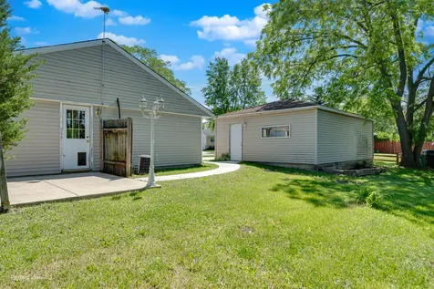 1310 Klein Drive Streamwood IL 60107