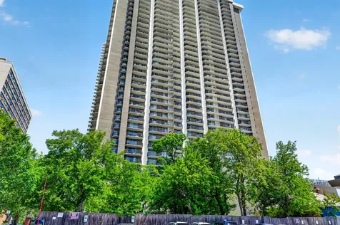 6007 North Sheridan Road Chicago IL 60660