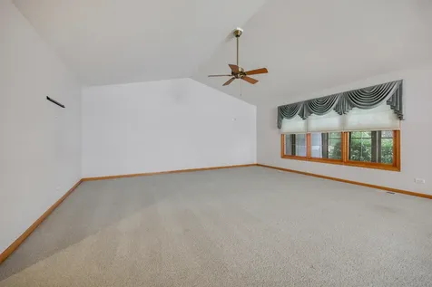 639 Hampshire Drive Hampshire IL 60140