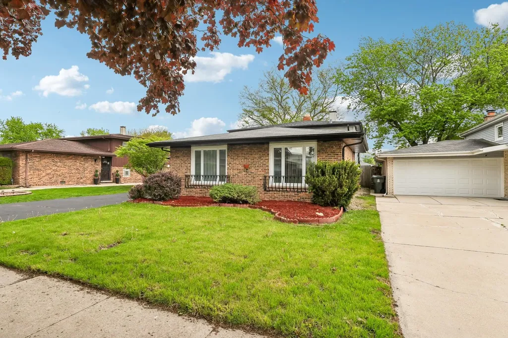 15631 East End Avenue Dolton IL 60419