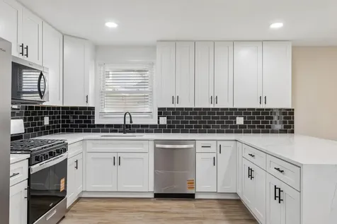 15631 East End Avenue Dolton IL 60419