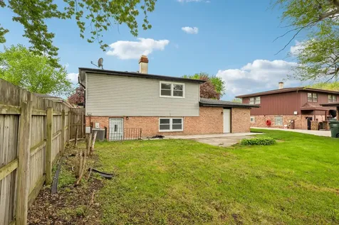 15631 East End Avenue Dolton IL 60419