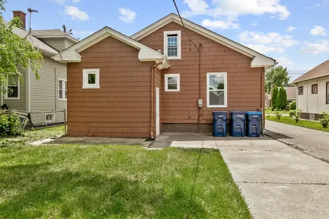 1518 Melrose Avenue Waukegan IL 60085