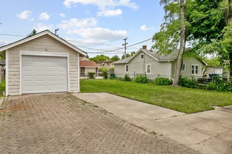 1518 Melrose Avenue Waukegan IL 60085