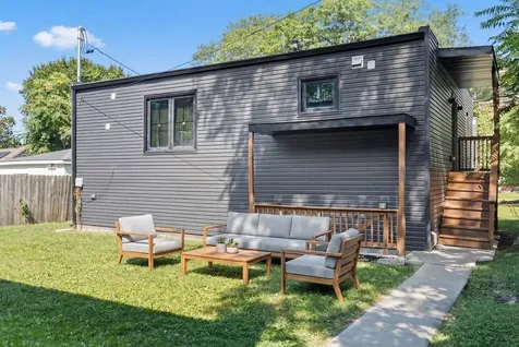 2307 Lake Street Evanston IL 60201