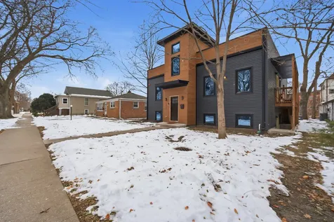 2307 Lake Street Evanston IL 60201