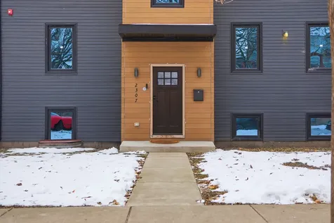 2307 Lake Street Evanston IL 60201