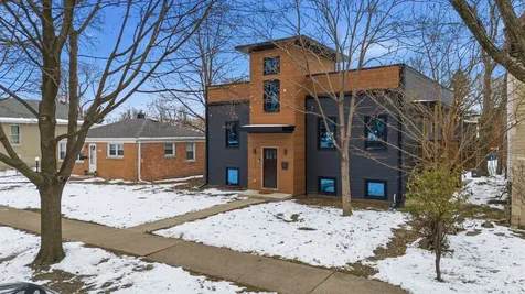 2307 Lake Street Evanston IL 60201