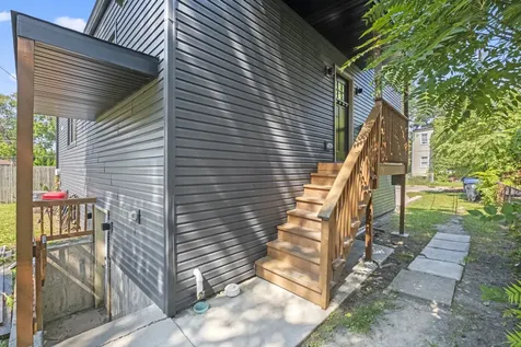 2307 Lake Street Evanston IL 60201