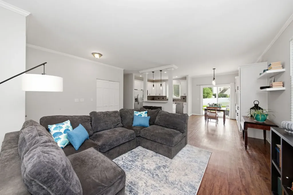 169 Sandalwood Lane Bolingbrook IL 60440