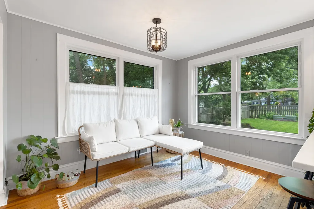 4204 Forest Avenue Western Springs IL 60558