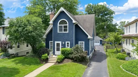 4204 Forest Avenue Western Springs IL 60558