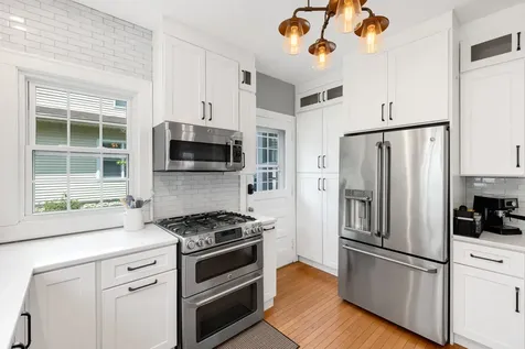 4204 Forest Avenue Western Springs IL 60558