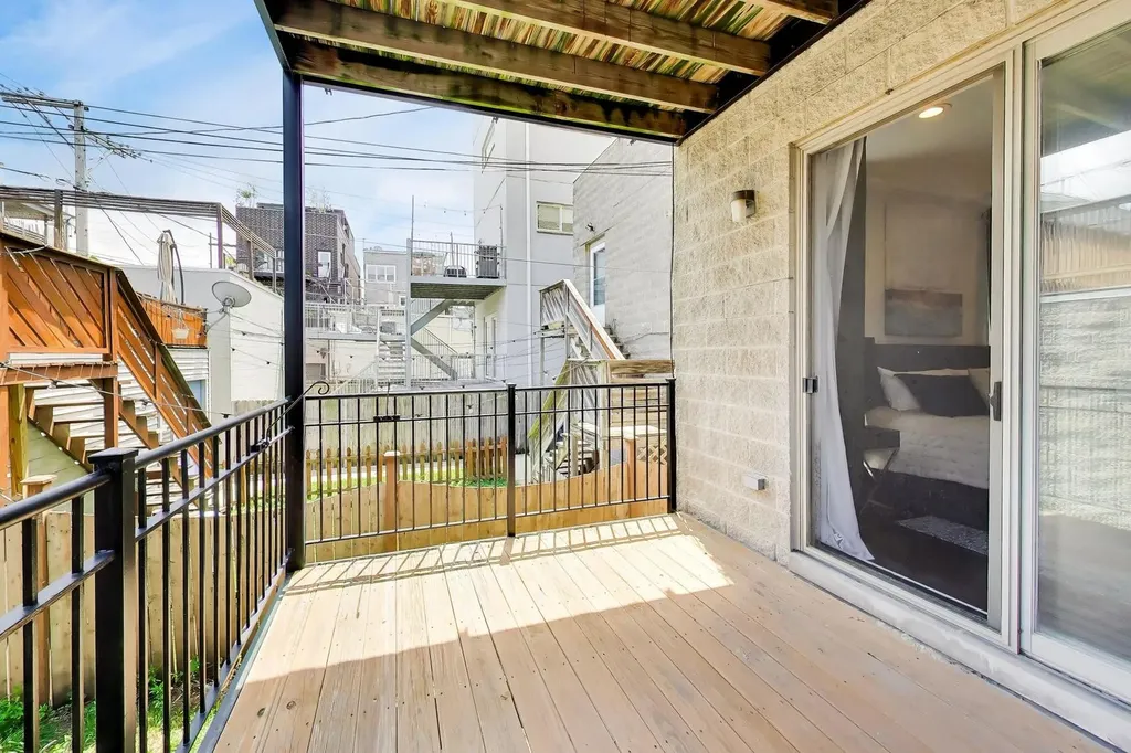 1019 North Honore Street Chicago IL 60622