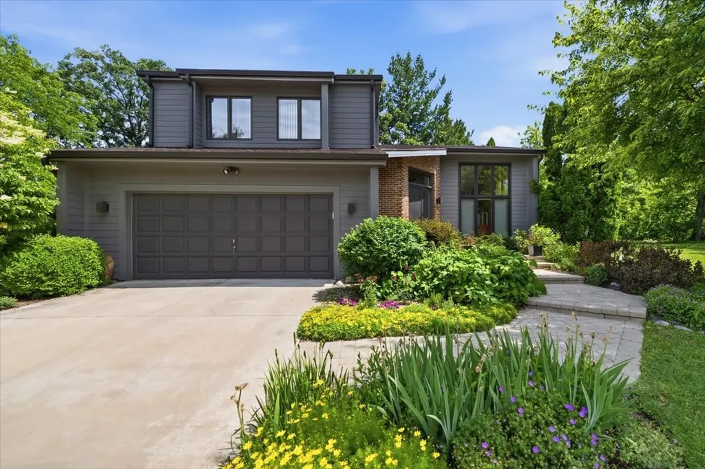 1755 South Wiesbrook Road Wheaton IL 60189