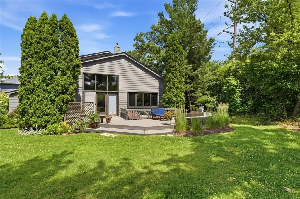 1755 South Wiesbrook Road Wheaton IL 60189