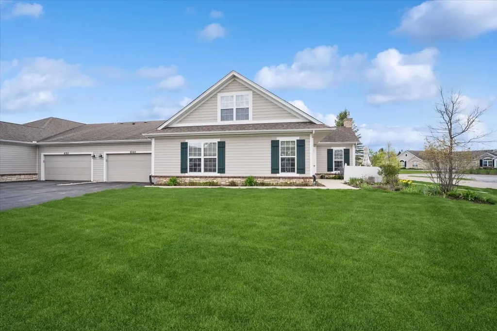 640 Schumann Street Woodstock IL 60098