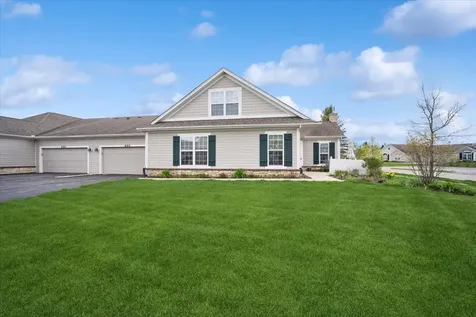 640 Schumann Street Woodstock IL 60098