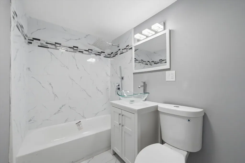 4108 West Wilcox Street Chicago IL 60624
