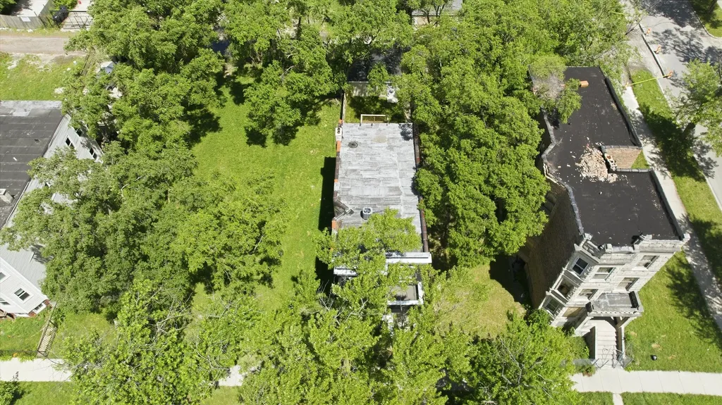 4108 West Wilcox Street Chicago IL 60624