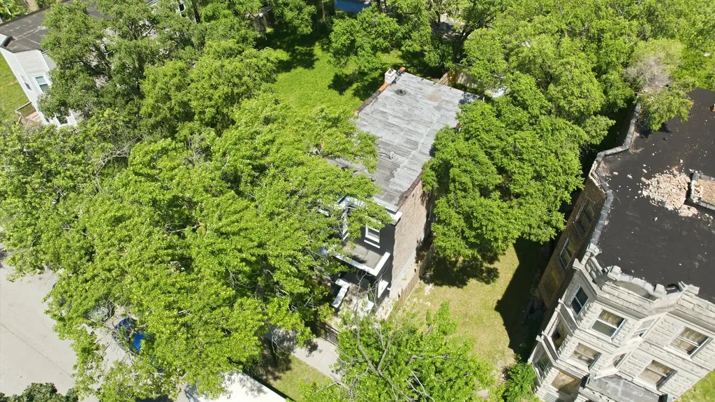 4108 West Wilcox Street Chicago IL 60624