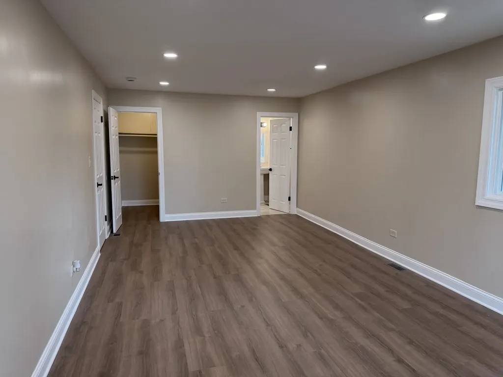 461 East Fullerton Avenue S Glendale Heights IL 60139