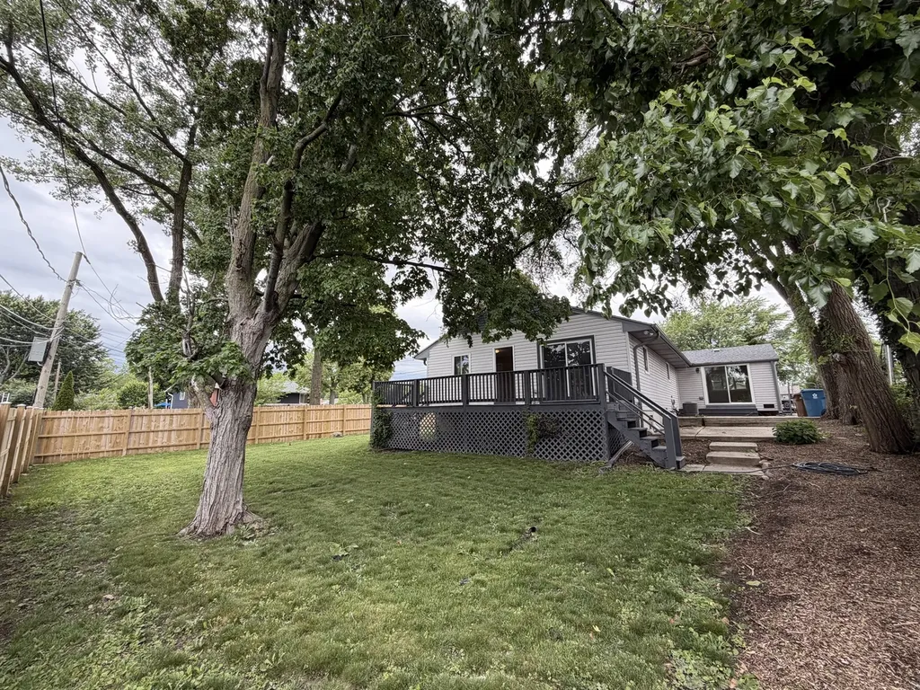 461 East Fullerton Avenue S Glendale Heights IL 60139