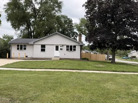 461 East Fullerton Avenue S Glendale Heights IL 60139
